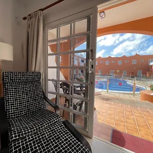 Gustamar 25 Apartment